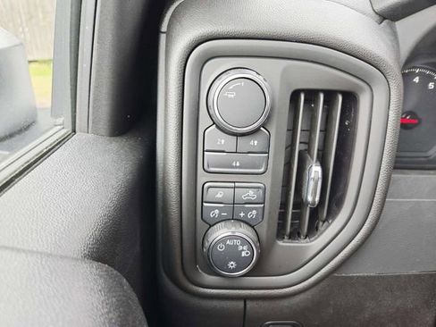 Used 2025 Chevrolet Silverado 2500 Custom w/ Custom Value Package AWD/4WD image 29