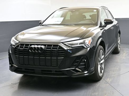 Used 2025 Audi Q3 2.0T Premium w/ Convenience Package AWD/4WD image 1
