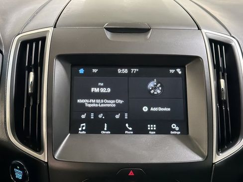 Used 2018 Ford Edge SEL w/ Equipment Group 201A AWD/4WD image 30
