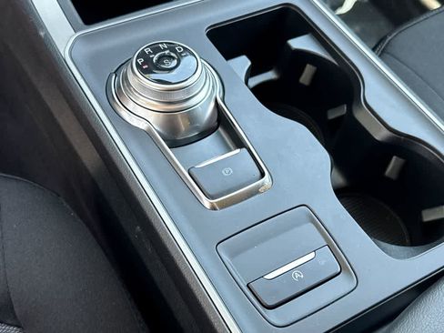 Used 2024 Ford Edge SE image 29