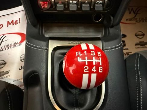 Used 2019 Ford Mustang Shelby GT350 w/ Technology Package image 17