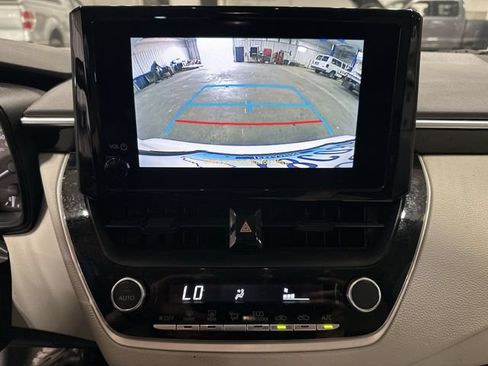 Used 2023 Toyota Corolla LE FWD image 29