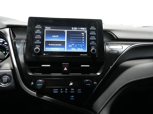 Used 2023 Toyota Camry SE w/ Convenience Package image 14
