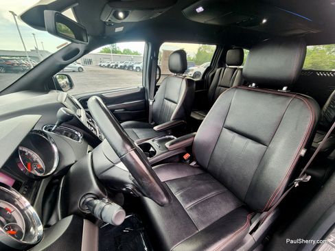 Used 2019 Dodge Grand Caravan GT FWD image 35