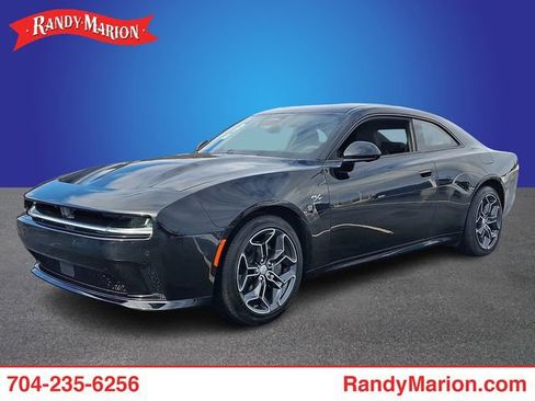 Used 2025 Dodge Charger R/T w/ Plus Group image 1