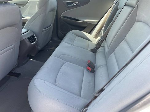 Used 2022 Chevrolet Malibu LT image 8