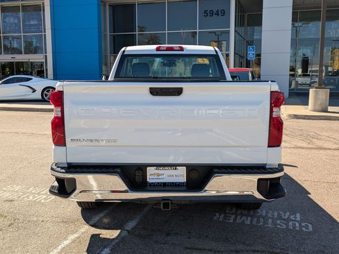 Used 2025 Chevrolet Silverado 1500 W/T image 6