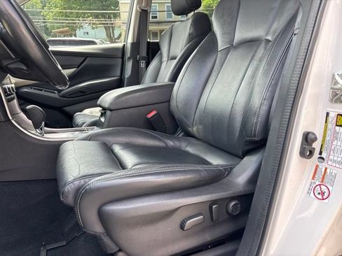 Used 2019 Subaru Ascent Limited AWD/4WD image 14