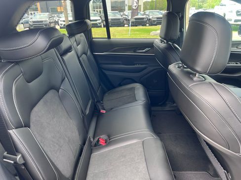 New 2026 Jeep Grand Cherokee Altitude RWD image 12
