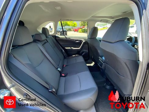 Certified 2024 Toyota RAV4 XLE w/ Convenience Package AWD/4WD image 18
