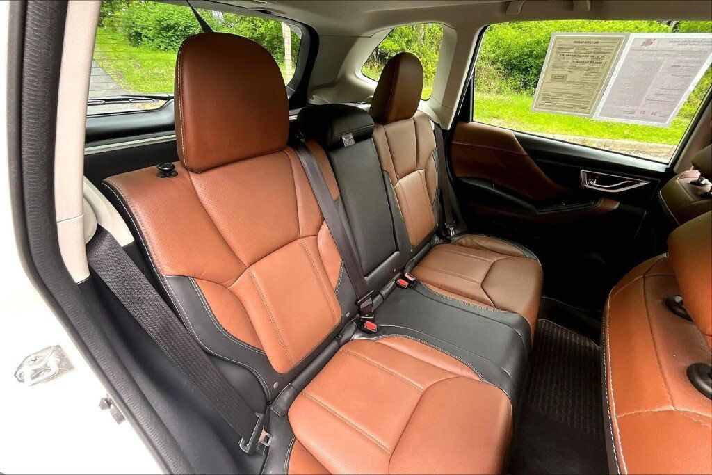 Used 2023 Subaru Forester Touring AWD/4WD image 16