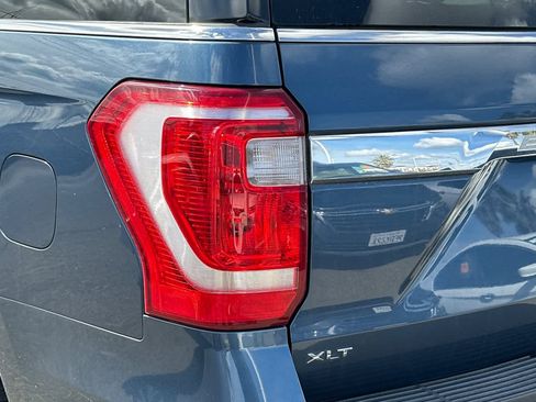 Used 2018 Ford Expedition Max XLT image 14
