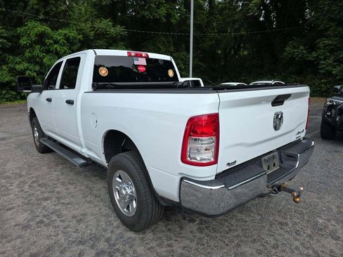 Used 2024 RAM 2500 Tradesman w/ Chrome Appearance Group AWD/4WD image 3