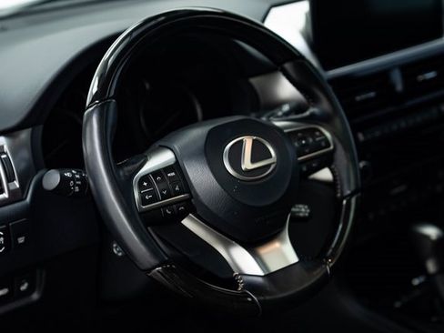 Used 2023 Lexus GX 460 Premium image 38