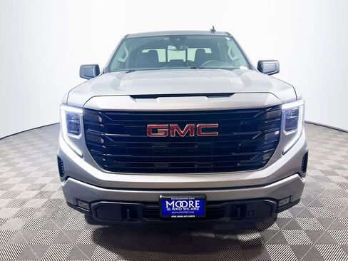 Used 2025 GMC Sierra 1500 Elevation w/ Preferred Package AWD/4WD image 2