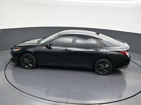 Used 2023 Hyundai Elantra SEL FWD image 23