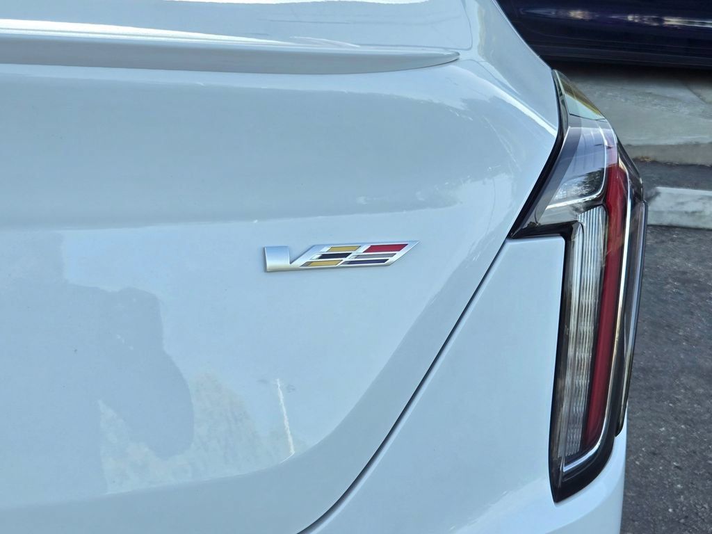 Used 2025 Cadillac CT4 V w/ Super Cruise Package AWD/4WD image 10