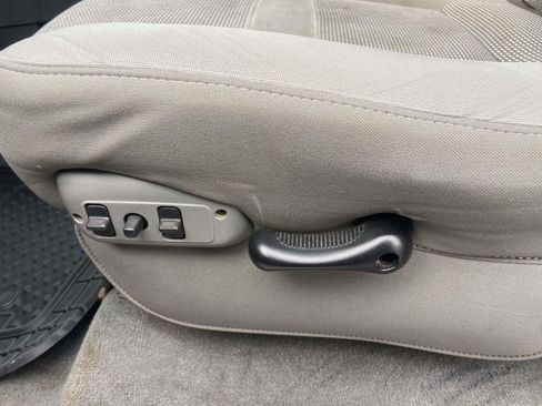 Used 2006 Dodge Ram 1500 Truck SLT image 14