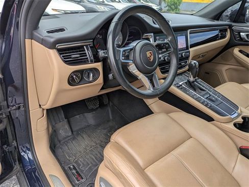 Used 2019 Porsche Macan S image 12