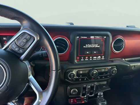 Used 2020 Jeep Gladiator Rubicon AWD/4WD image 15
