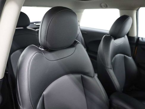 Used 2016 MINI Cooper 2-Door Hardtop image 18