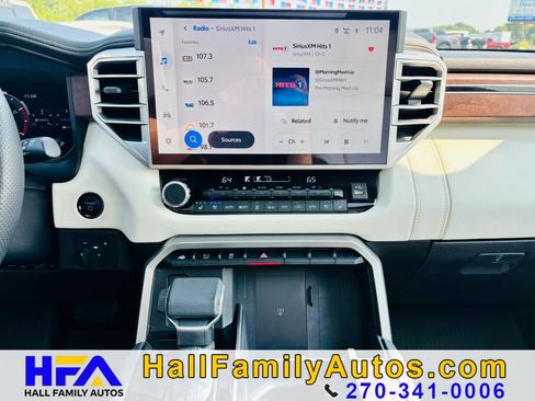 Used 2025 Toyota Sequoia Capstone AWD/4WD image 19