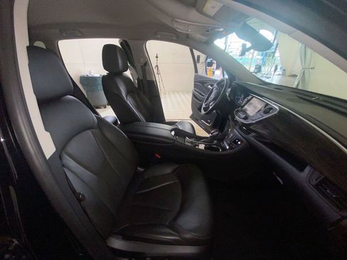 Used 2020 Buick Envision Premium AWD/4WD image 23