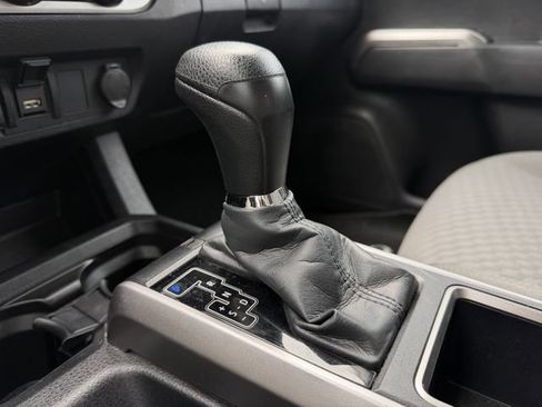 Certified 2023 Toyota Tacoma SR5 RWD image 19