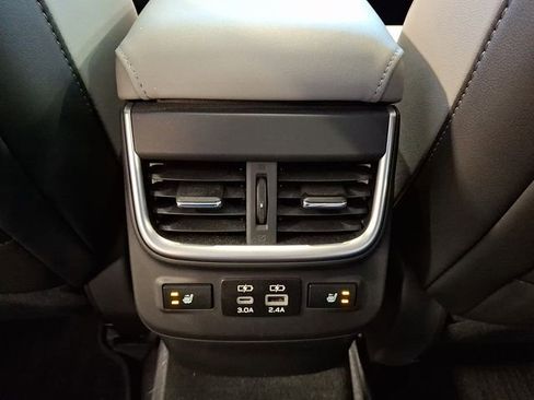 Certified 2025 Subaru Legacy Limited AWD/4WD image 11
