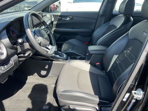 Used 2023 Kia Forte GT-Line w/ GT-Line Technology Package image 14