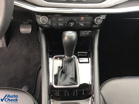 Used 2022 Jeep Compass Latitude image 41