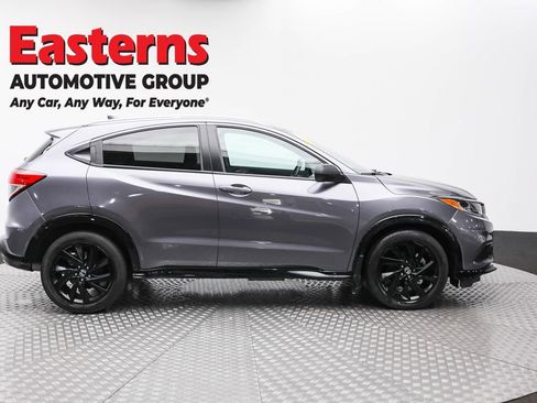 Used 2022 Honda HR-V Sport image 4