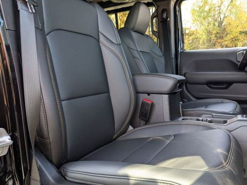 New 2026 Jeep Wrangler Sahara image 38