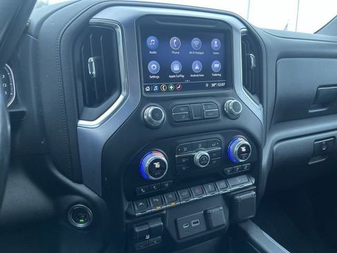 Used 2019 GMC Sierra 1500 SLT image 13