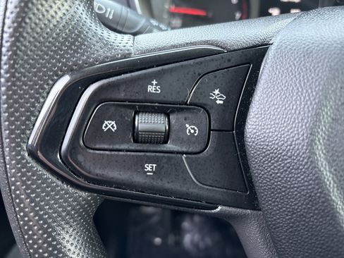 Used 2023 Chevrolet TrailBlazer LT w/ Convenience Package image 17