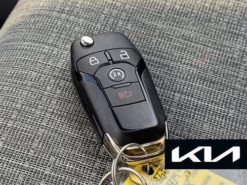 Used 2022 Ford F150 XLT w/ Equipment Group 301A Mid image 32