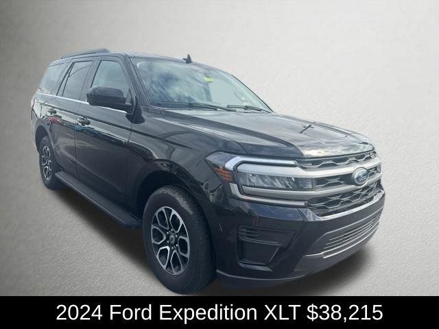 Used 2024 Ford Expedition XLT AWD/4WD image 7