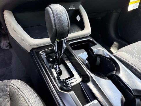 New 2026 Subaru Forester AWD/4WD image 28