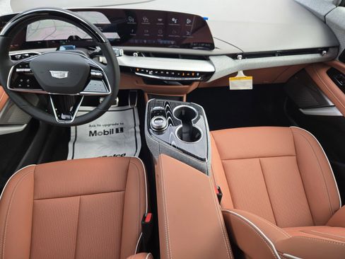 New 2026 Cadillac Optiq Sport 2 image 7