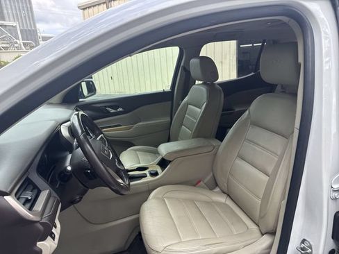 Used 2018 GMC Acadia Denali w/ Technology Package FWD image 17
