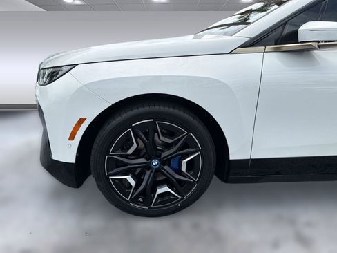 Certified 2023 BMW iX xDrive50 w/ Premium Package AWD/4WD image 12