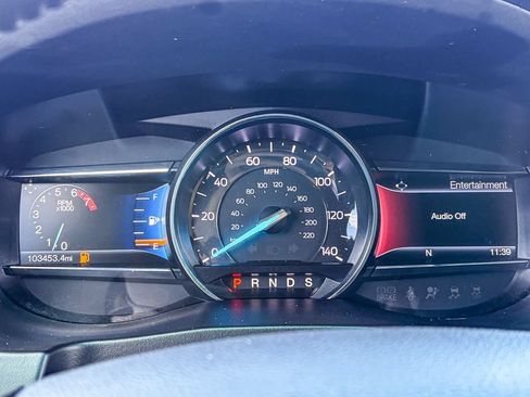 Used 2017 Ford Explorer XLT w/ Equipment Group 202A FWD image 50
