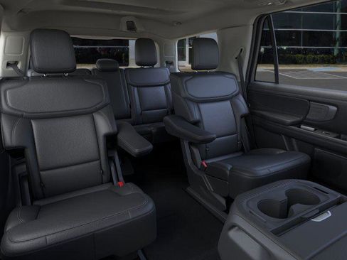 New 2026 Ford Expedition Platinum AWD/4WD image 11