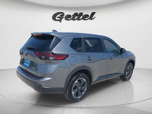 Used 2024 Nissan Rogue SV AWD/4WD image 5