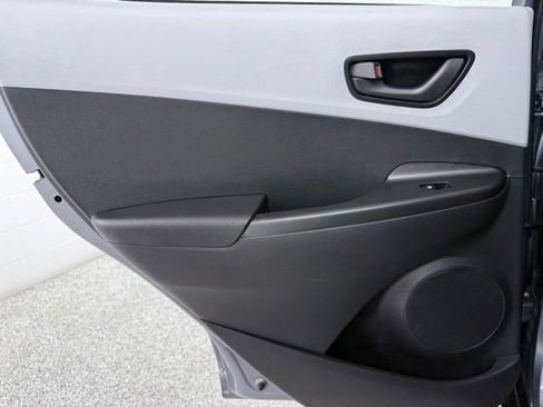 Used 2018 Hyundai Kona SEL w/ SEL Tech Package 02 FWD image 21