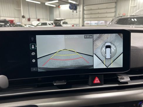 New 2026 Kia Carnival SX image 18