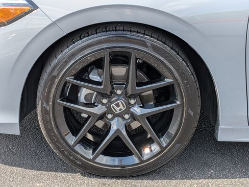 Used 2025 Honda Civic Sport image 10