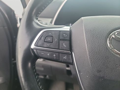 Used 2021 Toyota Highlander Platinum AWD/4WD image 13