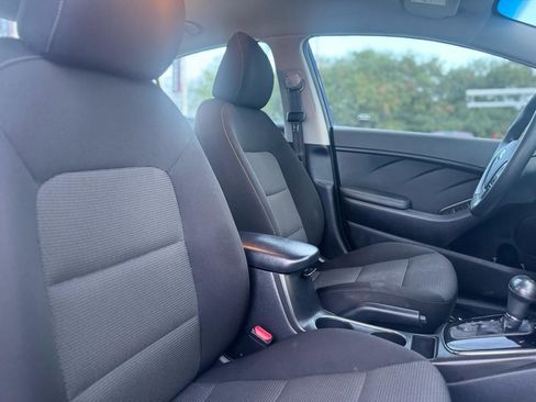 Used 2017 Kia Forte LX FWD image 48