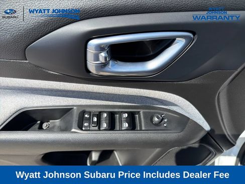 Used 2024 Jeep Compass Latitude AWD/4WD image 16